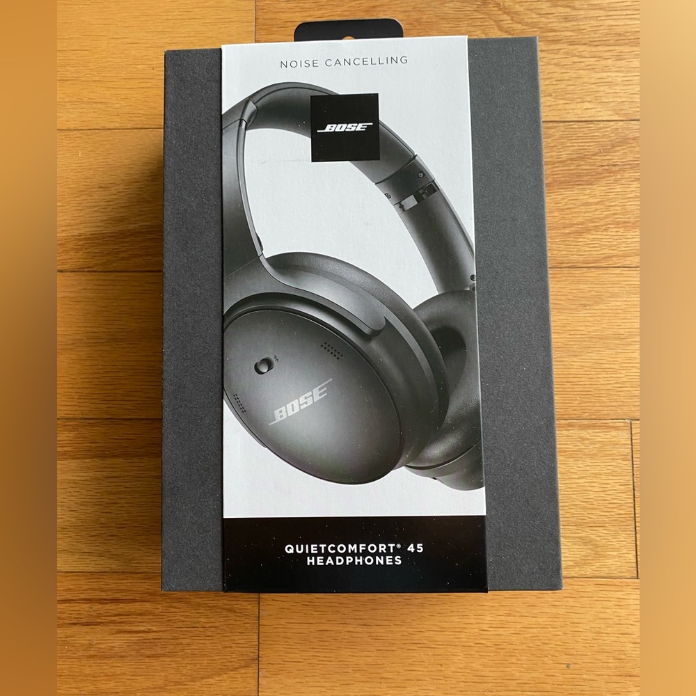 Noise Cancelling Bose Headphones